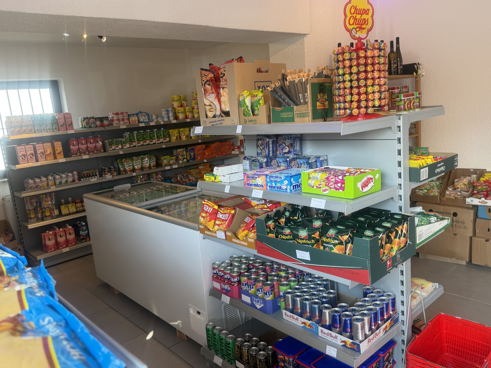 Nyota Lydz Afro Asia Store – Ladenbild Nyota Lydz Afro Asia Store - Ladenbild